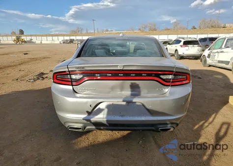 2016 Dodge Charger Sxt z USA, uszkodzony, nr VIN 2C3CDXJG3GH259890